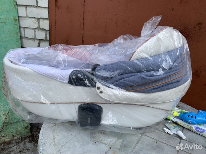 Коляска 2 в 1 adamex