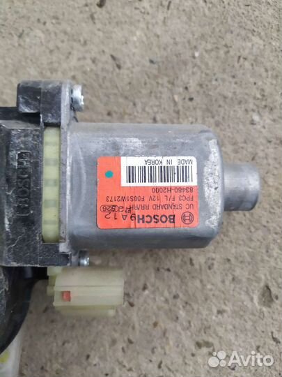 Стеклоподьемник зад. Правый kia rio 4