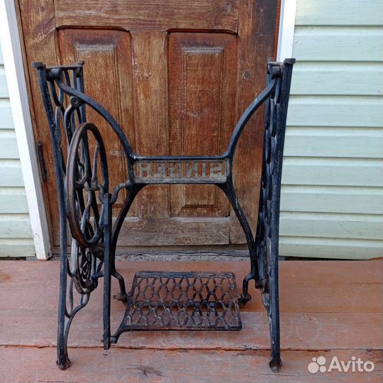 Станина от швейной машинки Зингер Singer