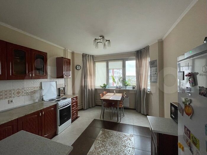 2-к. квартира, 64 м², 11/17 эт.