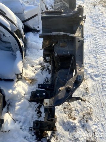 Четверть передняя Митсубиси Аутлендер 3 гф