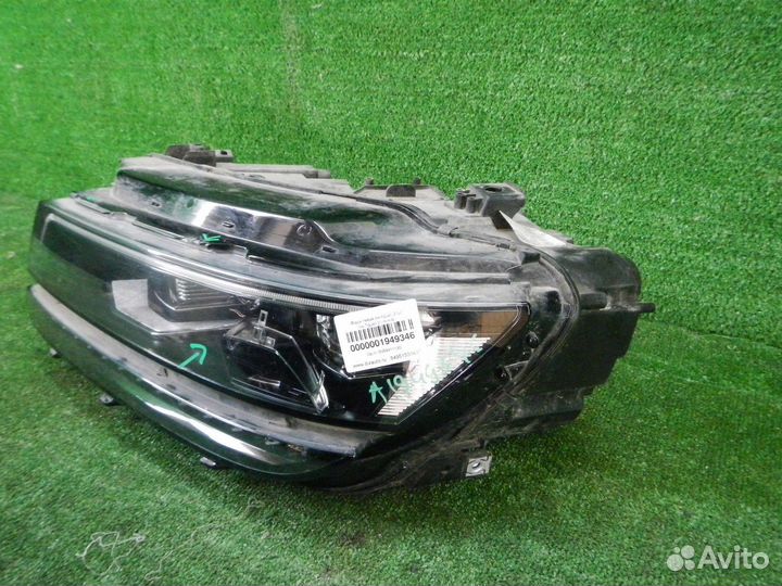 Фара левая Volkswagen Tiguan