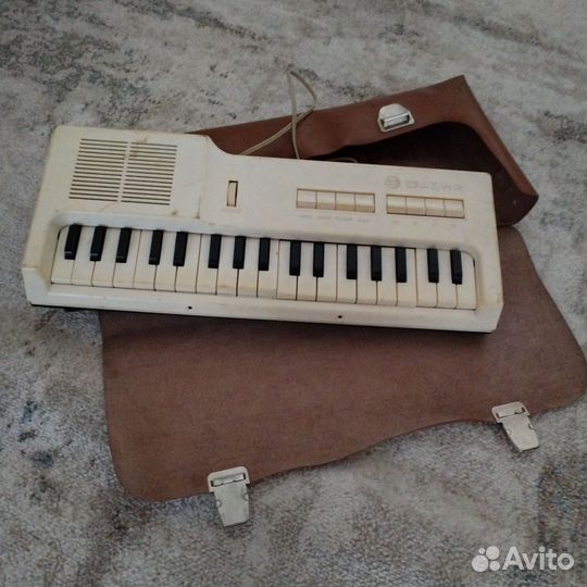 Электронное пианино