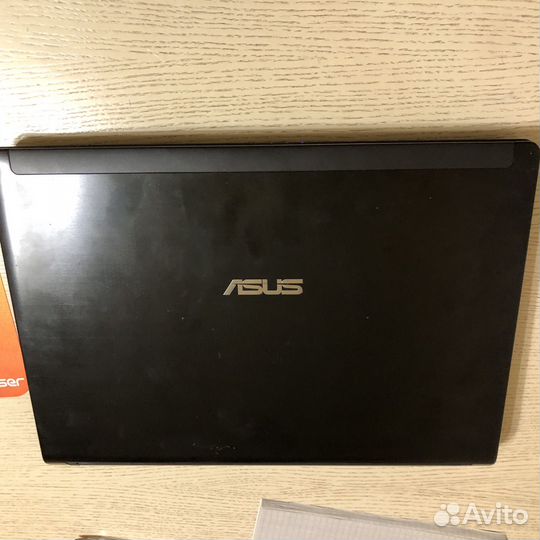 Ноутбук Asus UL30V