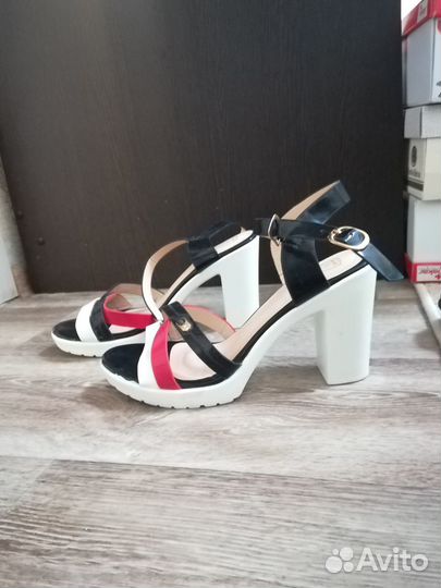 Новые Босоножки