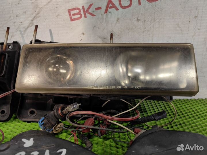 Фары передние Chevrolet Tahoe GMT400