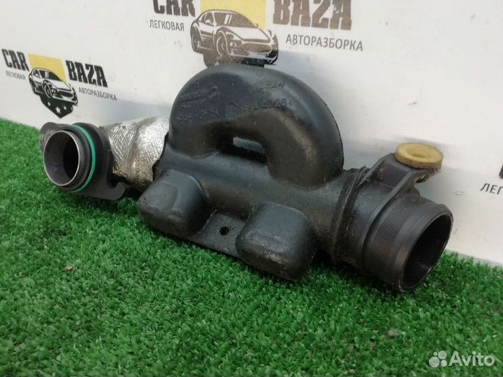 Патрубок интеркулера(глушитель) Volkswagen Golf