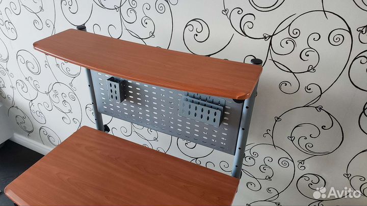 Стол компьютерный, трансформер, лёгкий металл