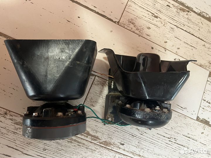 Колокол СГУ элина