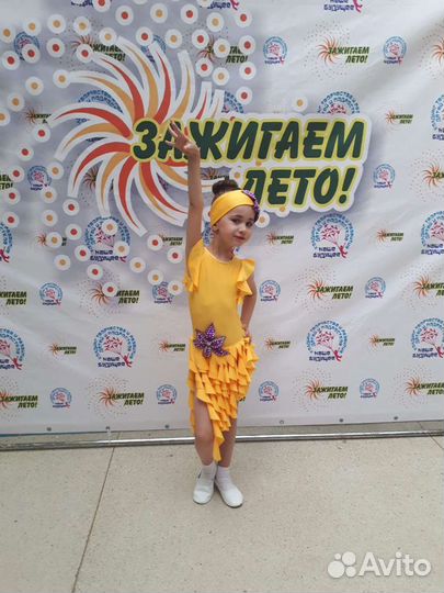 Костюмы на танцы, гимнастику