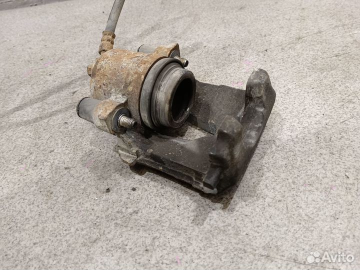 Передний правый суппорт для Volkswagen Jetta 6