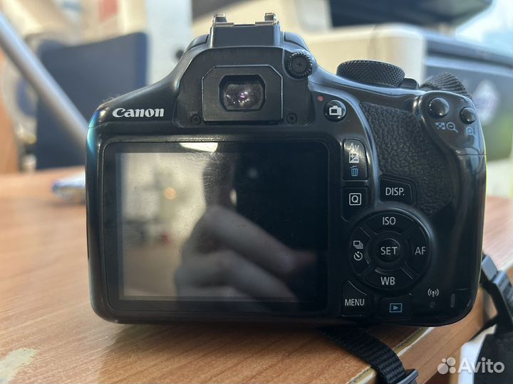 Зеркальный фотоаппарат canon 1300d