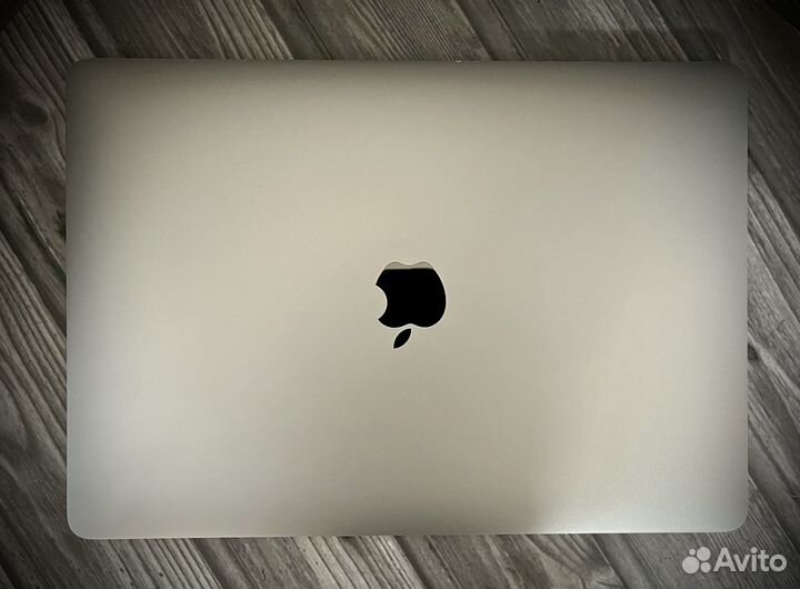 Apple MacBook Air 13 2020 Как Новый i3 1.1/8/256gb