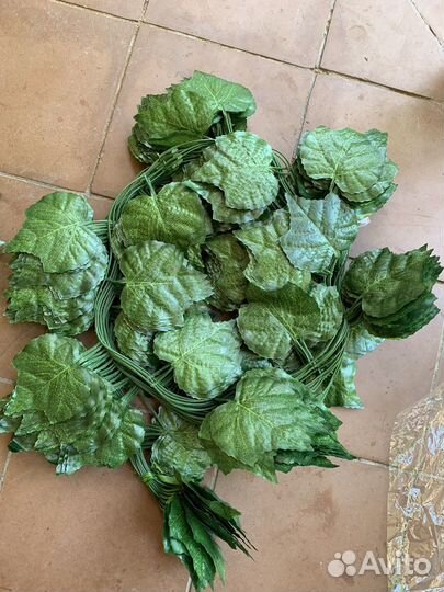 Клещевина искусственная лиана виноград