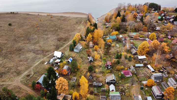 Дом 25 м² на участке 4 сот.