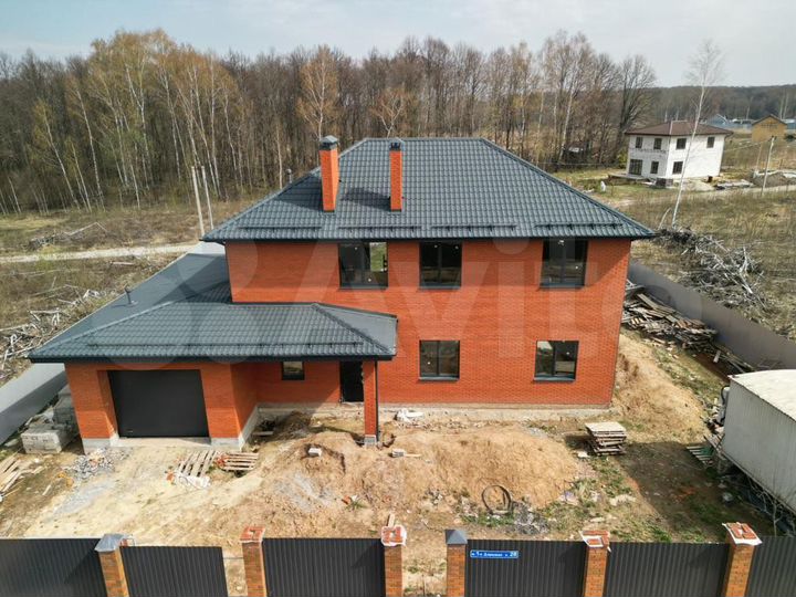 Дом 253 м² на участке 13 сот.