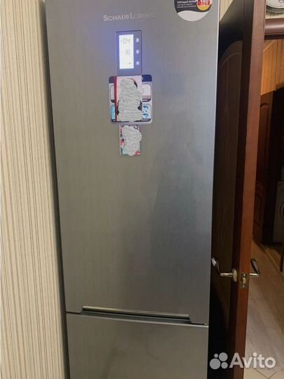 Холодильник Schaub Lorenz slus 379 G4E