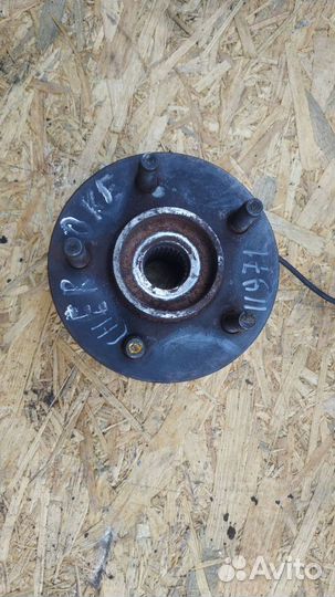 Ступица передняя Jeep Cherokee KJ 2006