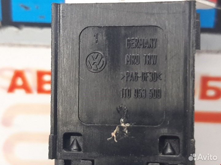 Кнопка для Volkswagen Golf 5