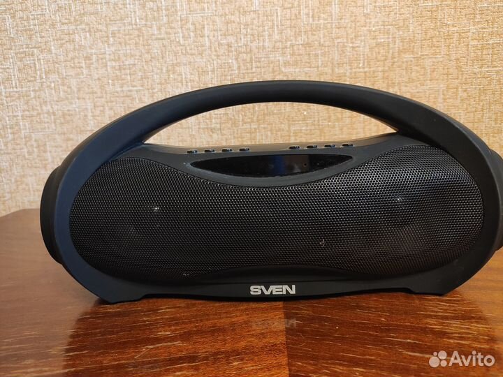 Портативная колонка с радио