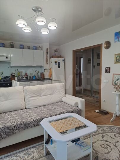 3-к. квартира, 60,7 м², 2/9 эт.