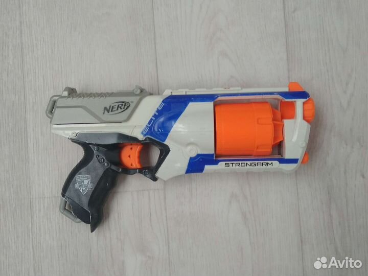 Бластер nerf strongarm