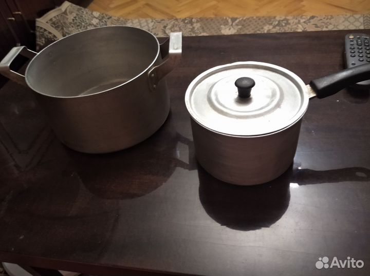 Кастрюли, сковорода с крышкой, ковшик винтаж ретро