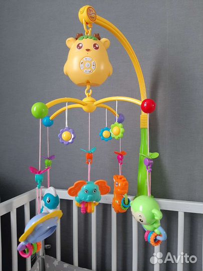 Музыкальная карусель на кроватку