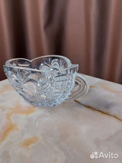 Конфетница хрустальная