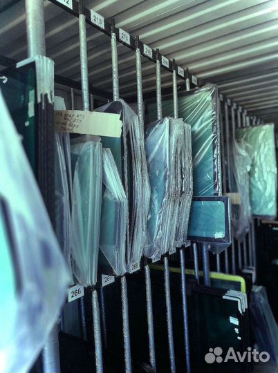 Стекло переднее на digger SSL5700