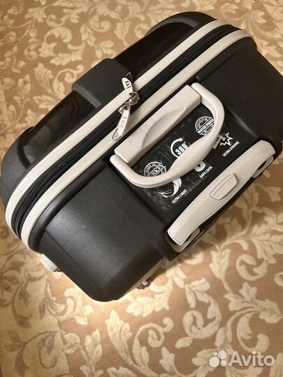 Чемодан на колесах