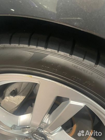 R20 Pirelli P Zero 255/40, PCD 5x112 DIA 66
