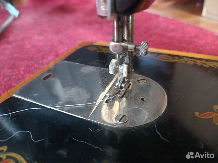 Швейная машина Подольск ручная
