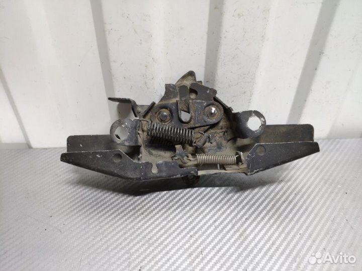 Замок капота передний Toyota Corolla 120 1.6 2006