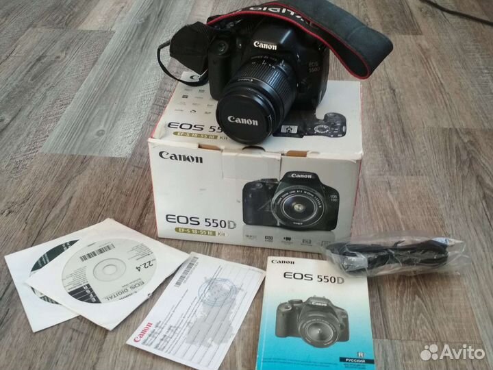 Зеркальный фотоаппарат canon 550d