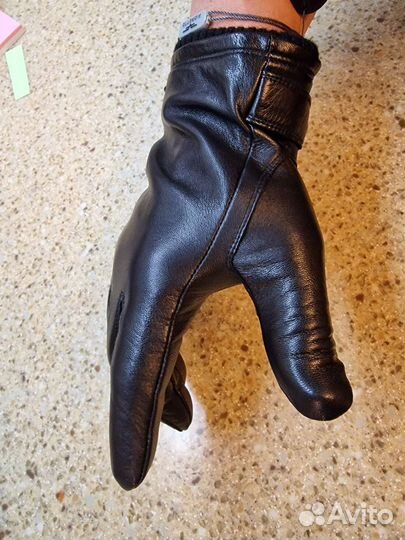 Перчатки кожаные на шерстяной вязаной подкладке