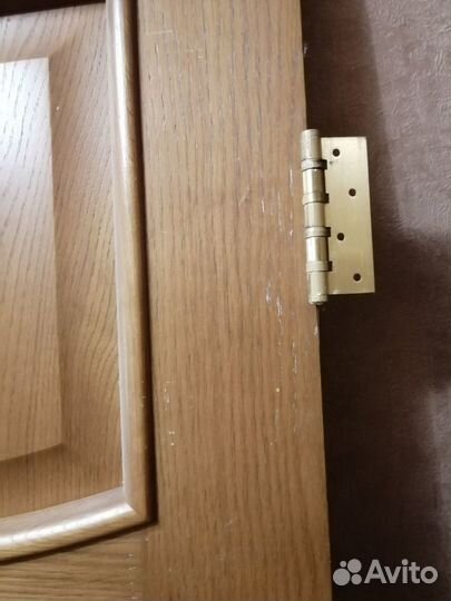 Продается дверь межкомнатная из массива б/у