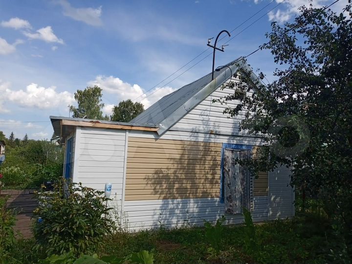 Дача 20 м² на участке 6,7 сот.