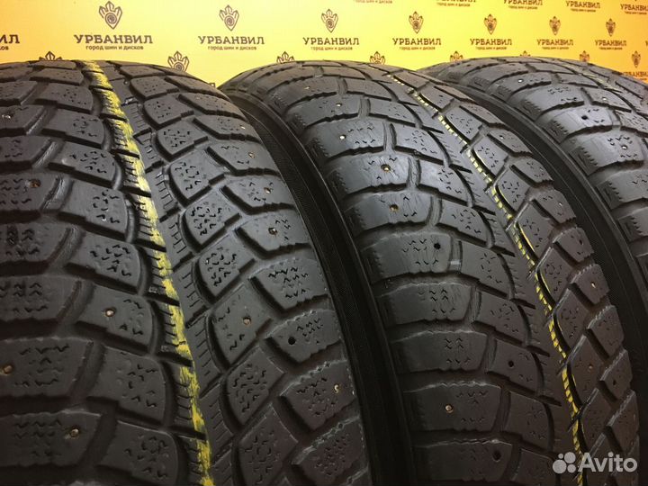 Kumho I'Zen Wis KW19 235/65 R17 108T