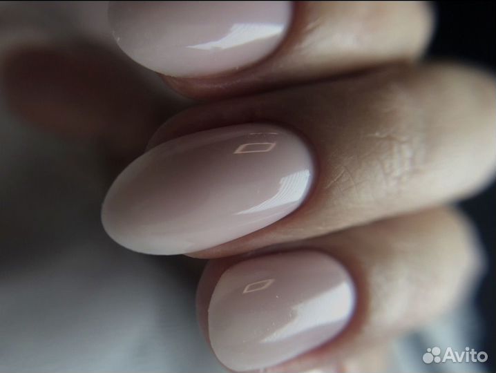 Маникюр ногти покрытие в студии