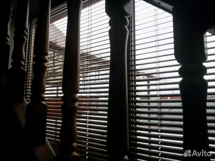 Рулонные шторы и жалюзи