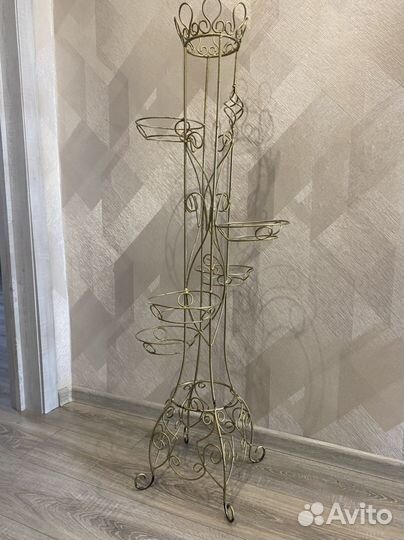 Подставка для цветов напольная