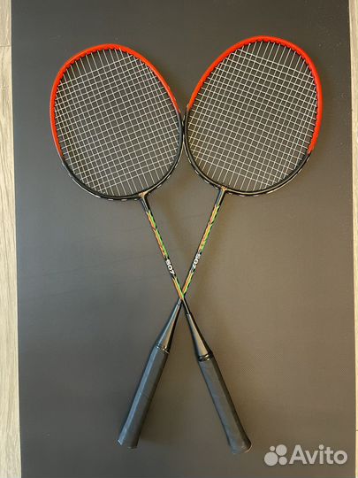 Ракетка для бадминтона
