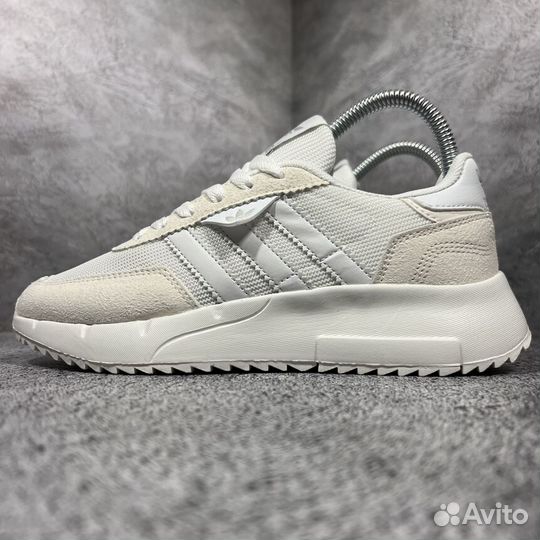 Кроссовки женские adidas zx