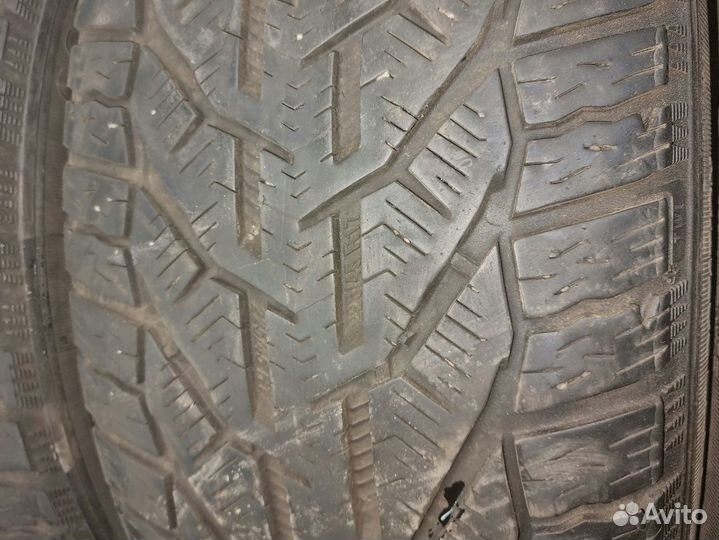 Kormoran Snow 225/45 R17 94H