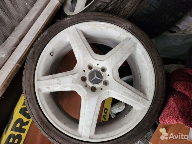 Toyo Proxes 4 235/35 R20 и 255/35 R20