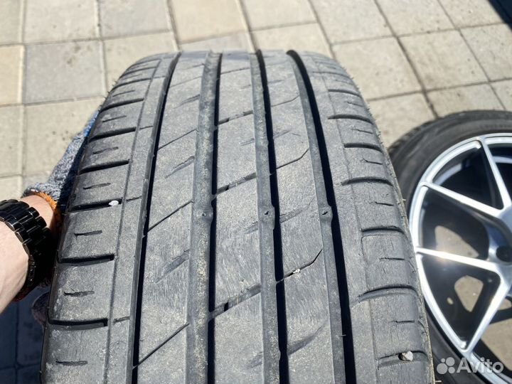 Продам колеса 215/45 R17 с дисками HRE