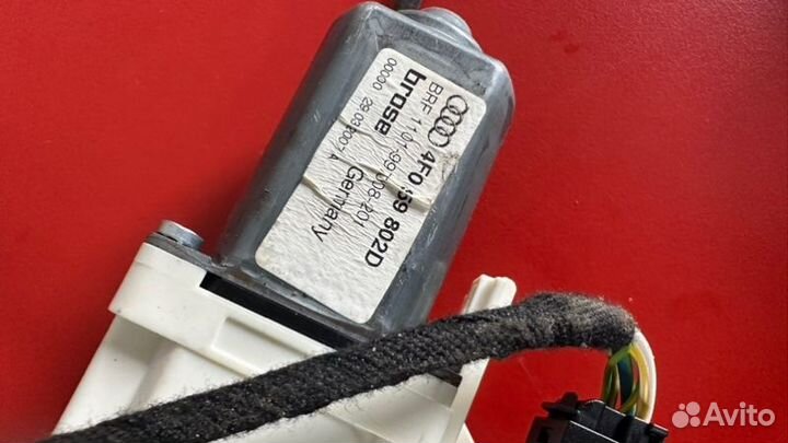 Стеклоподъемник передний правый Audi A6 C6 AUK 3.2