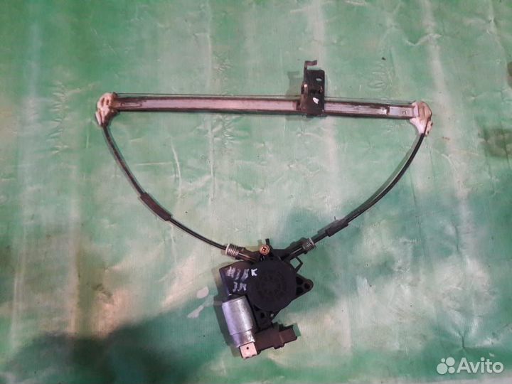 Стеклоподъемник Mazda3 Bk зад правый 2003-2009