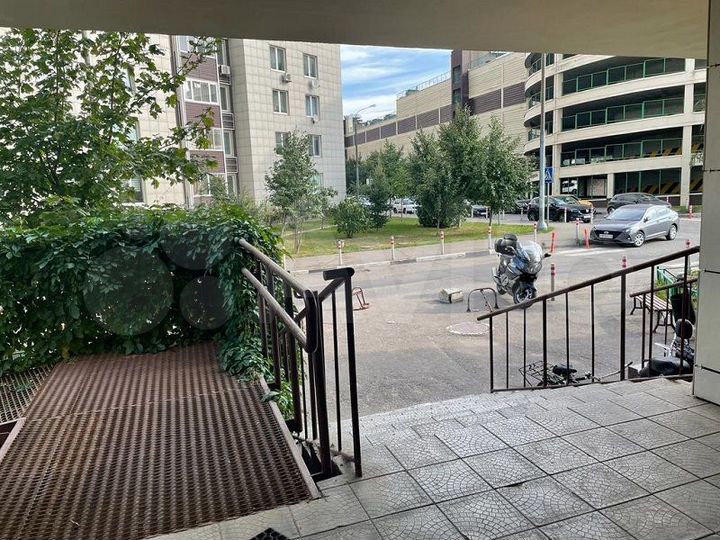 2-к. квартира, 55 м², 4/22 эт.